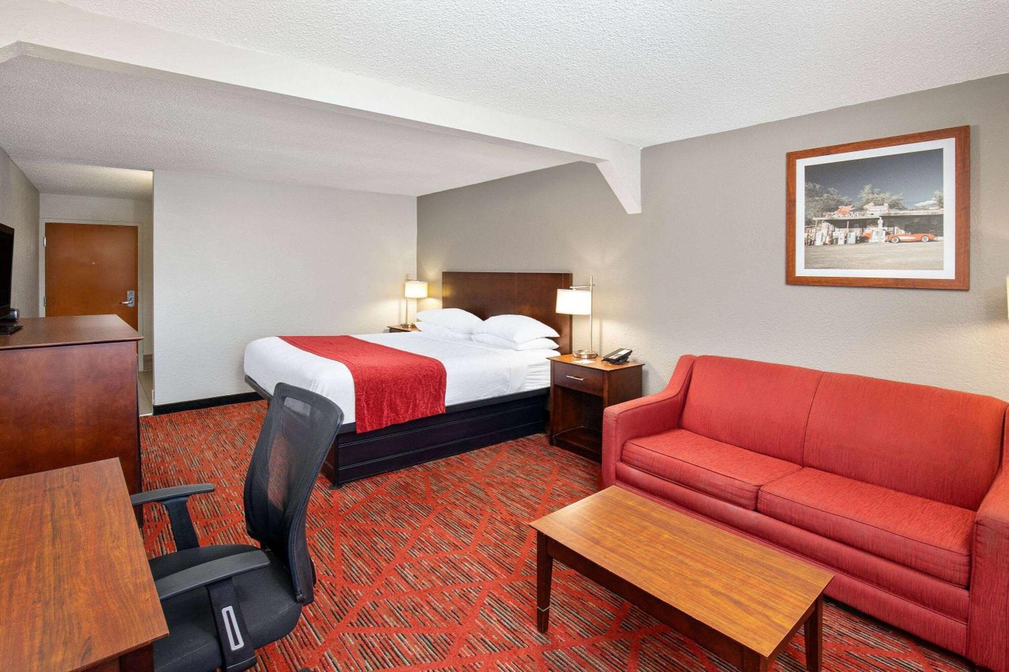 Ramada By Wyndham Bowling Green Exterior photo